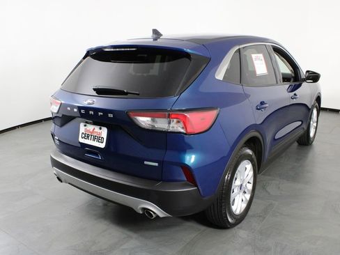 Used 2020 Ford Escape SE image 16