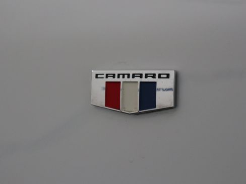 Used 2021 Chevrolet Camaro LS RWD image 33