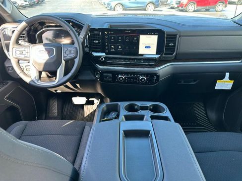 New 2026 GMC Sierra 1500 SLE image 6