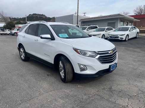 Used 2021 Chevrolet Equinox Premier w/ LPO, Floor Liner Package image 8