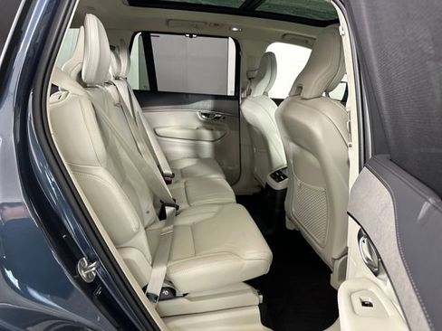 Used 2024 Volvo XC90 T8 Ultimate w/ Lounge Package image 27
