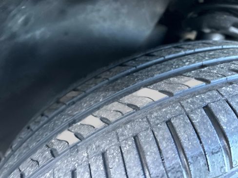 Used 2016 Volkswagen Tiguan SE image 10