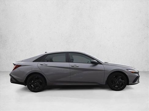 Certified 2026 Hyundai Elantra Sport FWD image 4