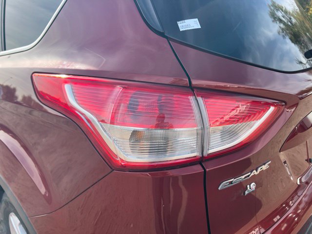 Used 2016 Ford Escape SE w/ Equipment Group 201A AWD/4WD image 10