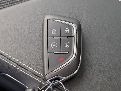 New 2026 Cadillac Optiq Sport 2 image 34