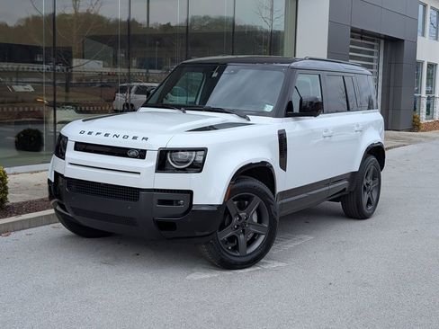 New 2026 Land Rover Defender 110 X-Dynamic SE AWD/4WD image 1