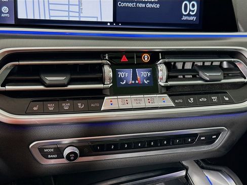 Used 2023 BMW X6 xDrive40i w/ Premium Package image 21