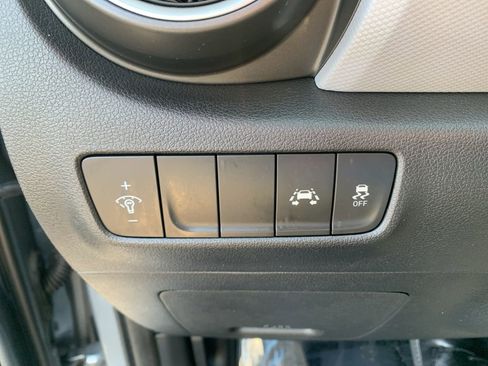 Used 2021 Hyundai Kona SE w/ Cargo Package image 20