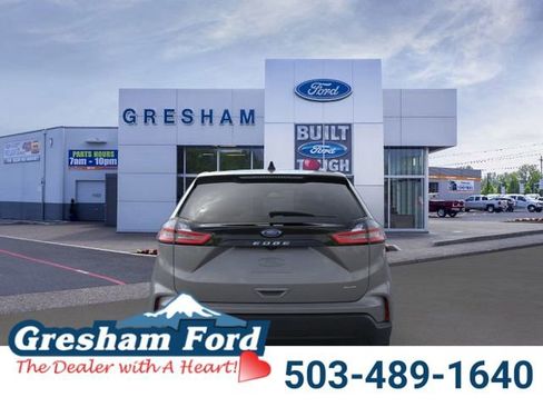 New 2024 Ford Edge SE image 5