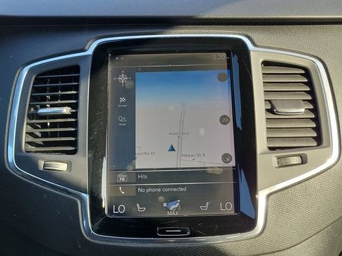 Used 2018 Volvo XC90 T5 Momentum image 28