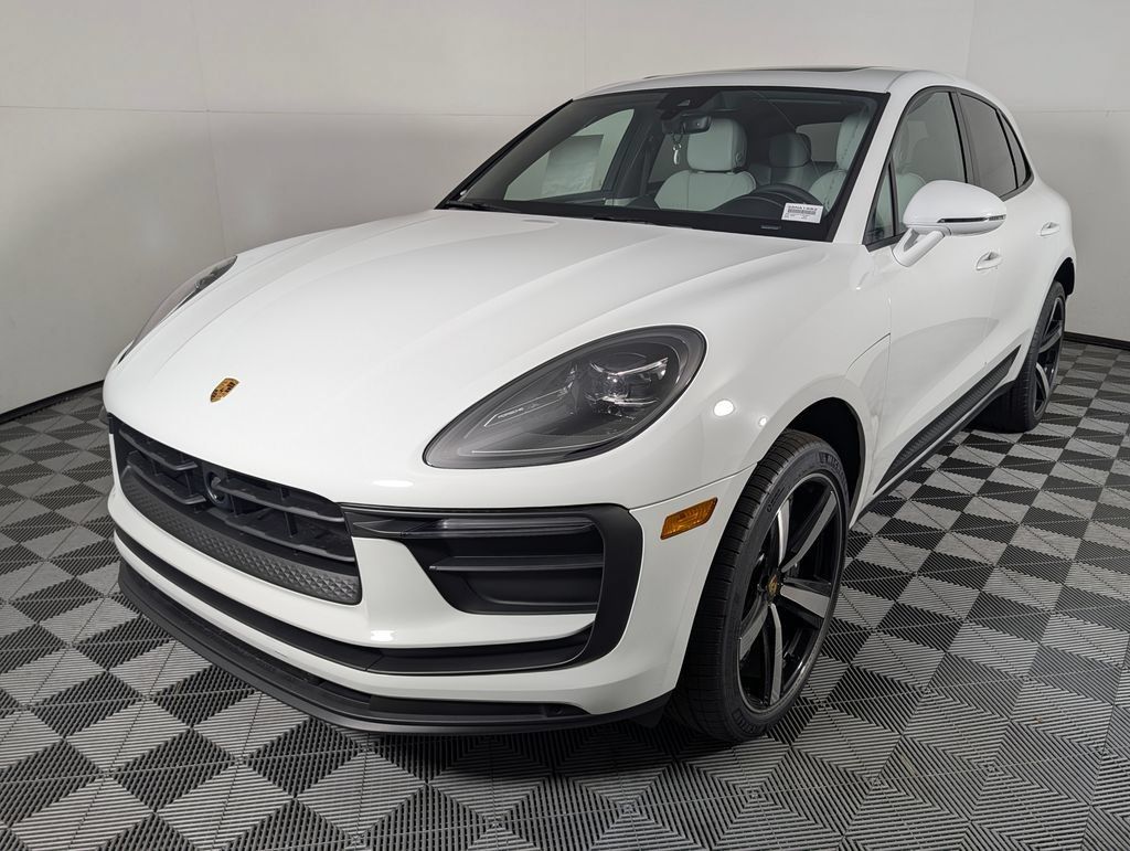 New 2026 Porsche Macan AWD/4WD image 1