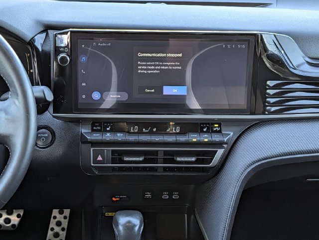 Used 2025 Toyota Camry SE w/ Multimedia Upgrade Package FWD image 15