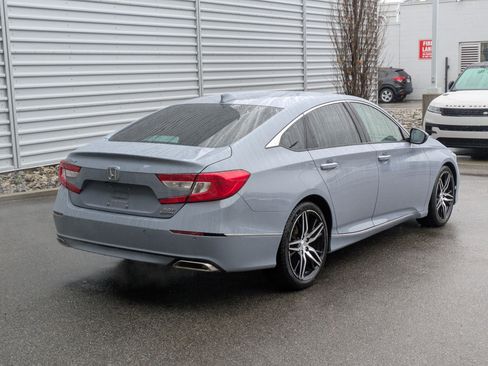 Used 2021 Honda Accord Touring image 3