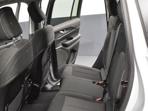 Used 2024 Jeep Grand Cherokee Laredo X w/ Trailer Tow Package image 8