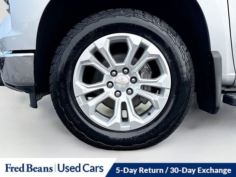 Used 2022 Chevrolet Silverado 1500 LTZ w/ Technology Package image 34