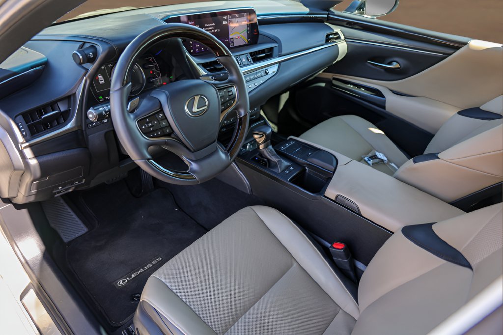 Used 2021 Lexus ES 300h w/ Premium Package FWD image 10