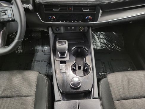 Certified 2025 Nissan Rogue SV image 48