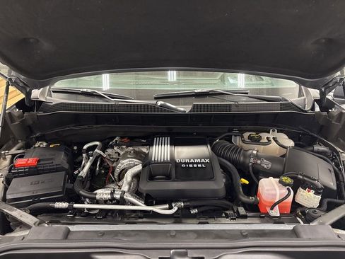 Used 2024 Chevrolet Silverado 1500 High Country w/ Technology Package image 11