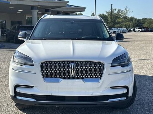 Used 2022 Lincoln Aviator Reserve w/ Equipment Group 201A image 2