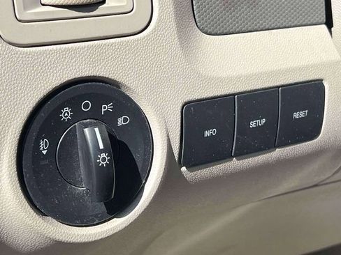 Used 2011 Ford Escape XLT w/ 202A Rapid Spec Order Code FWD image 17