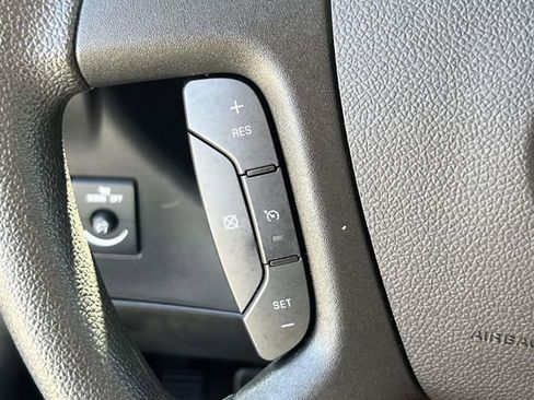 Used 2024 GMC Savana 2500 w/ Driver Convenience Package image 22