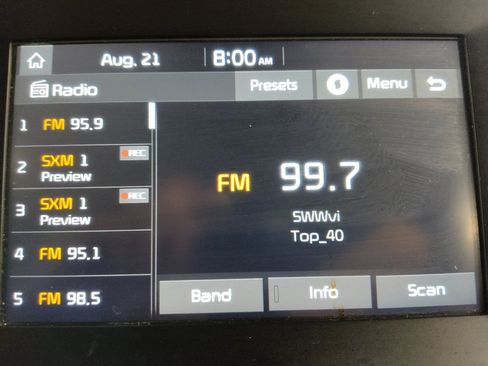 Used 2019 Kia Soul + FWD image 25