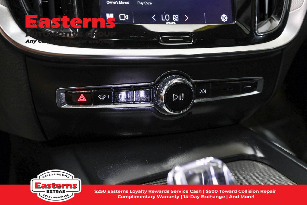 Used 2024 Volvo S60 B5 Plus FWD image 20