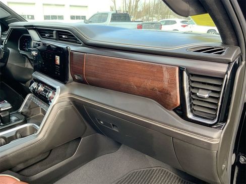 Used 2023 GMC Sierra 1500 Denali Ultimate image 28