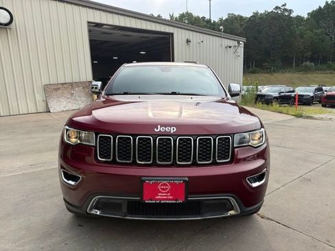Used 2018 Jeep Grand Cherokee Limited AWD/4WD image 8