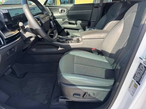Used 2026 Kia Sorento S FWD image 42