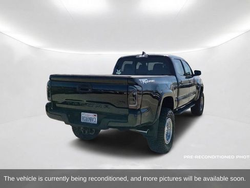 Used 2023 Toyota Tacoma TRD Sport RWD image 6
