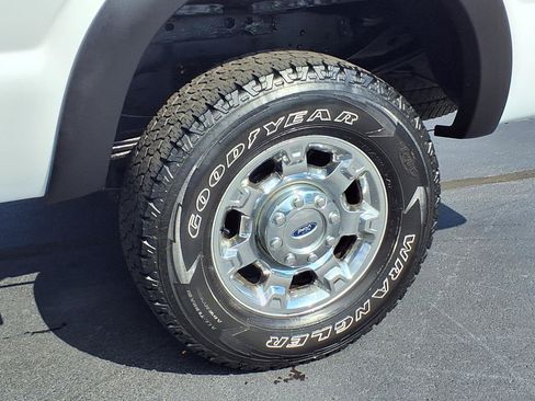 Used 2013 Ford F350 XLT w/ Chrome Pkg AWD/4WD image 25