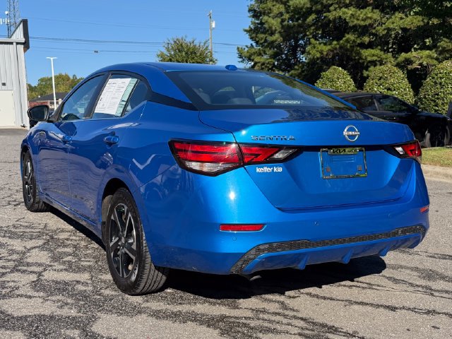 Used 2025 Nissan Sentra SV FWD image 3