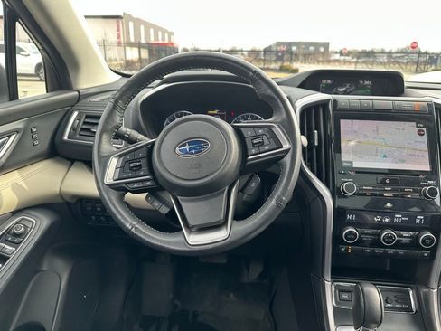 Used 2022 Subaru Ascent Limited w/ Technology Package image 18