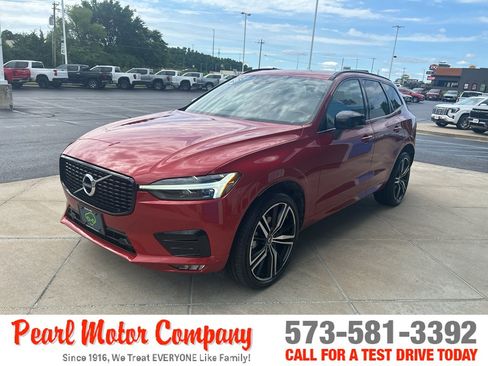 Used 2021 Volvo XC60 T5 R-Design AWD/4WD image 7