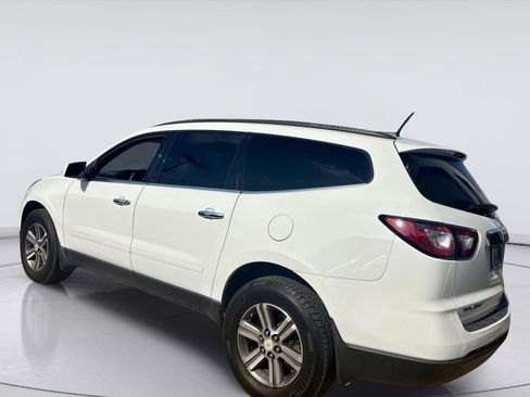 Used 2017 Chevrolet Traverse LT FWD image 8