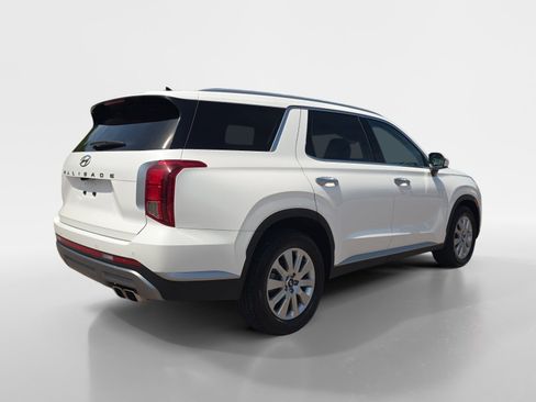 Used 2025 Hyundai Palisade SEL FWD image 3