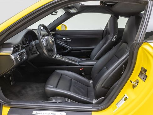 Used 2012 Porsche 911 Carrera S RWD image 14