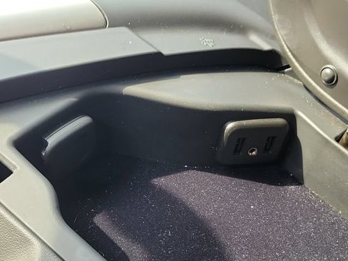 Certified 2017 Chevrolet Corvette Grand Sport RWD image 38