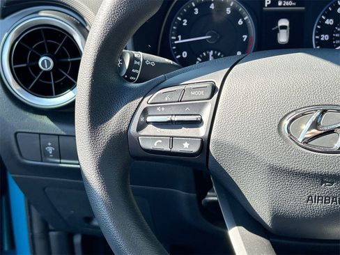 Certified 2022 Hyundai Kona SEL image 28