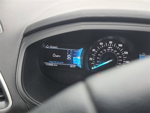 Certified 2024 Ford Edge SEL w/ Convenience Package image 9