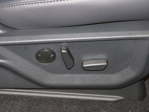 New 2025 Ford F150 Lariat w/ Equipment Group 501A Mid image 28