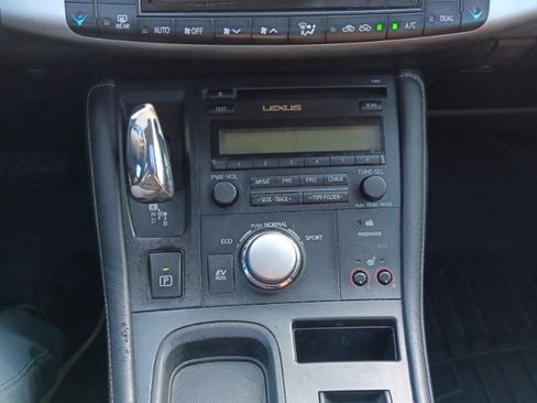 Used 2013 Lexus CT 200h w/ Seat Comfort Pkg image 14