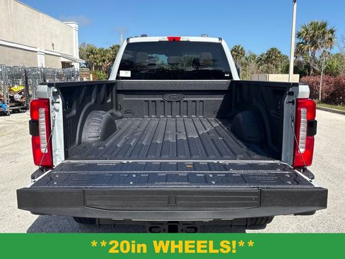 New 2026 Ford F250 XLT w/ XLT Premium Package AWD/4WD image 9