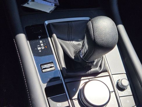 New 2026 MAZDA MAZDA3 s FWD image 23