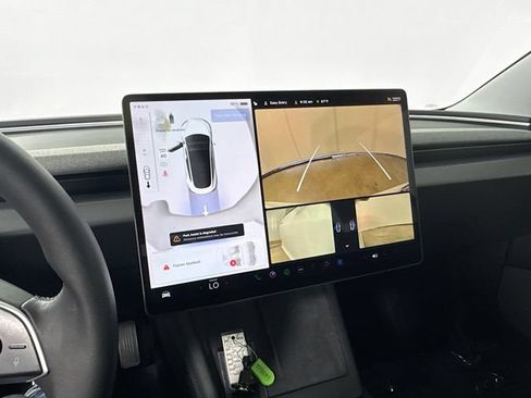 Used 2024 Tesla Model 3 Standard Range RWD image 12
