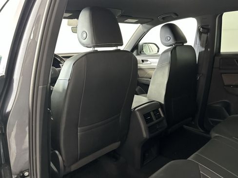 Used 2022 Volkswagen Atlas Cross Sport SE AWD/4WD image 24