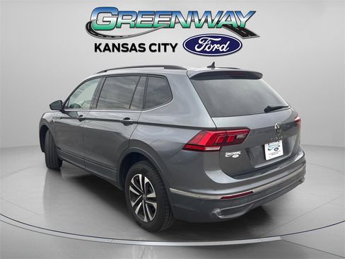 Used 2022 Volkswagen Tiguan S image 5