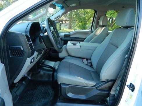 Used 2015 Ford F150 XL w/ Equipment Group 101A Mid image 12