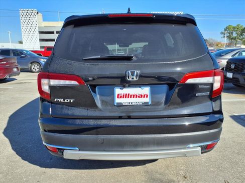 Certified 2022 Honda Pilot Touring image 24